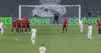 F-16又摔跤了，2025竞是“摔机本命年”，硬是拿了个三连冠