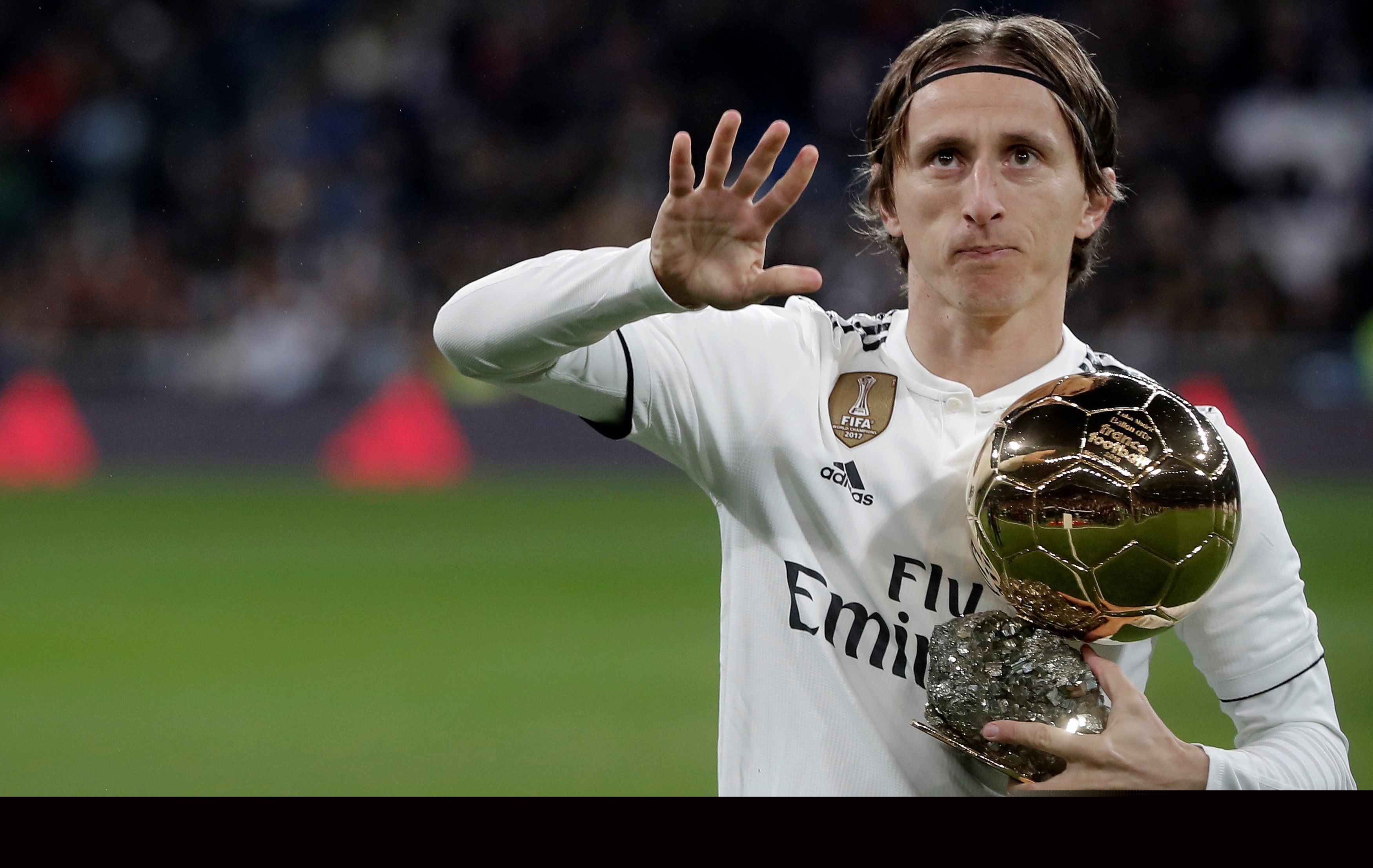 与4结缘，多特5轮欧冠联赛有4轮打入4球，剩下1轮被曼城进4球