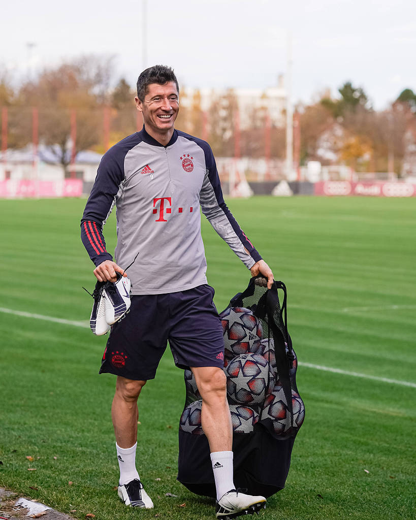 半场战报：科隆0-0圣保利