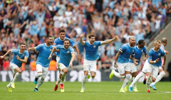 马卡：皇马没对阿隆索下最后通牒，对毕巴不是生死战